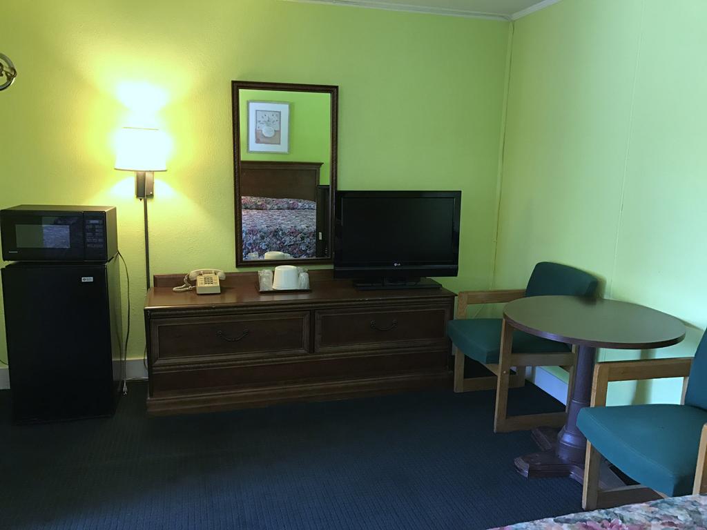 Economy Inn Danville Dış mekan fotoğraf