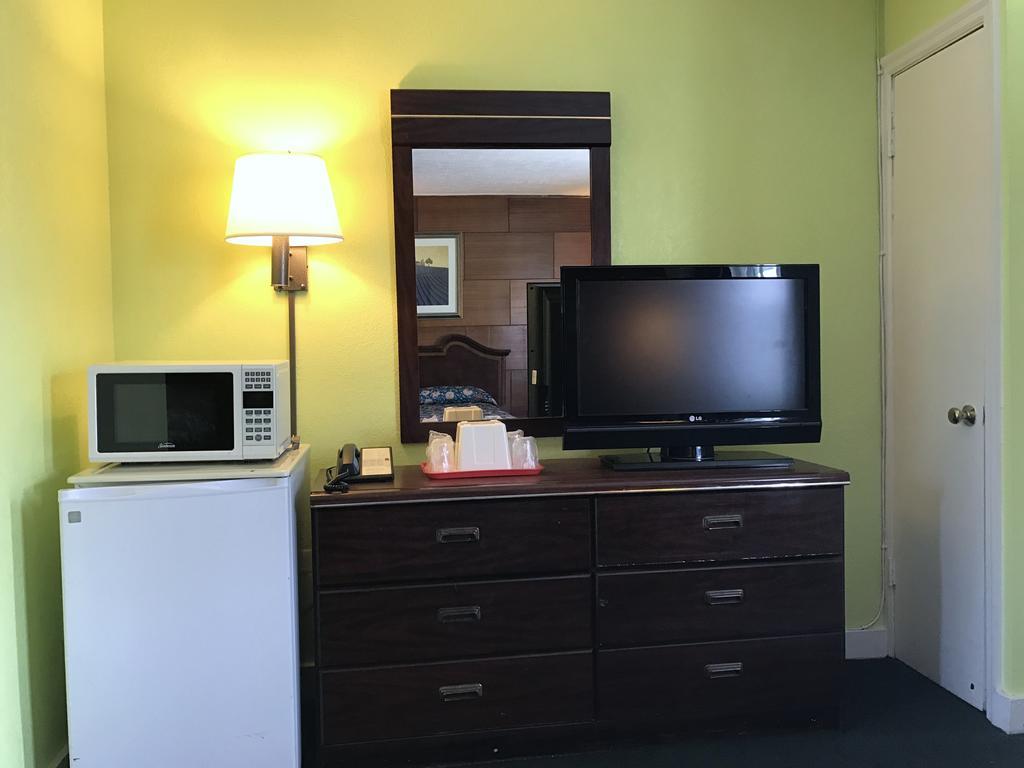 Economy Inn Danville Dış mekan fotoğraf